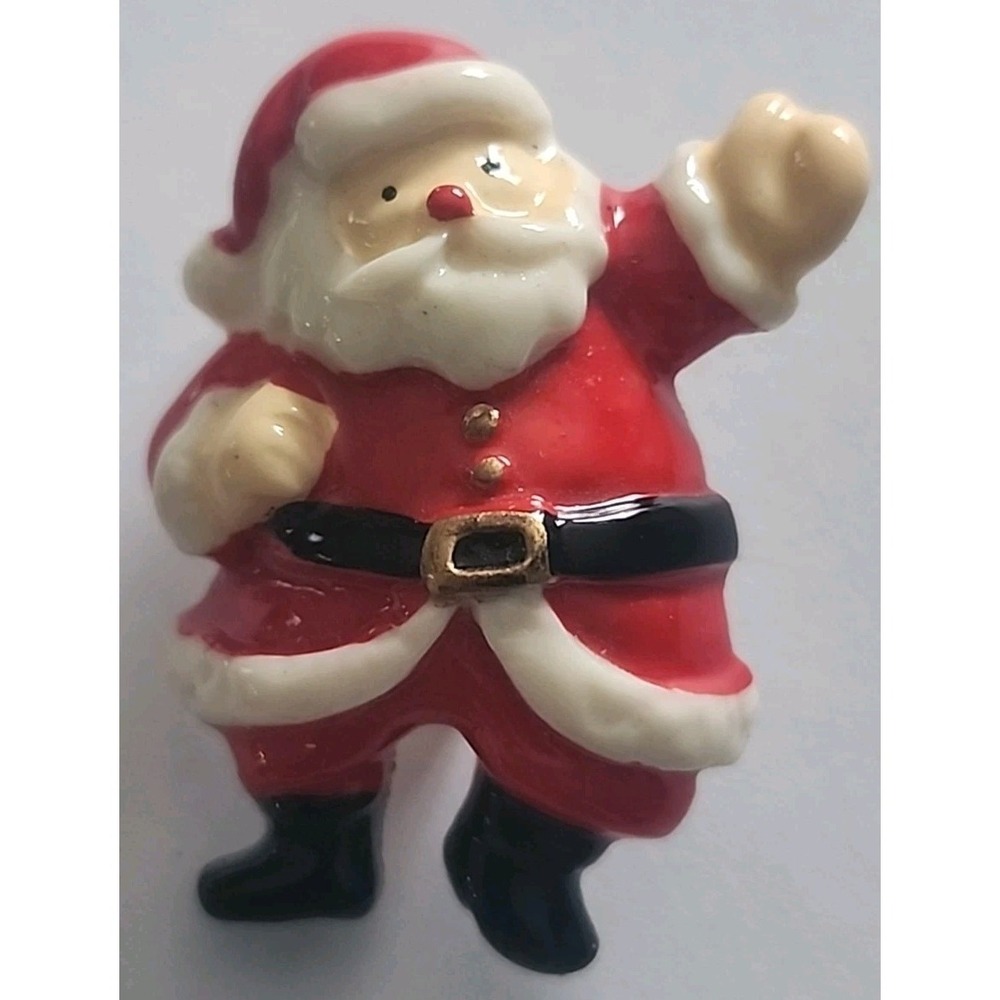 Vintage Santa Claus Christmas Lapel Pin Holiday Ceramic Saint Nick Hand-painted